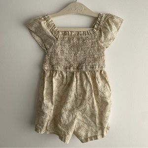 Gap Smocked Shorts Romper Size 12-18 Months